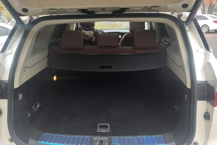 Used Zotye T700 2017 1.8T Dual-Clutch Prestige Model
