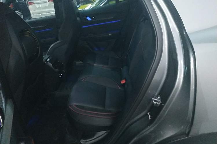 Used Lynk & Co 05 2020 2.0TD Four-Wheel Drive HypeHalo
