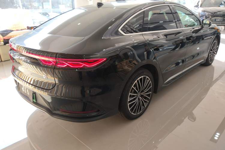 Used BYD Han 2025 EV with 701 km of Laser Radar-Enabled Intelligent Driving
