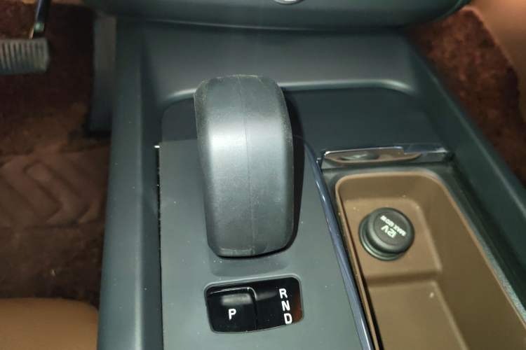 Used Volvo XC60 2025 B5 4x4 Smart Luxury Edition
