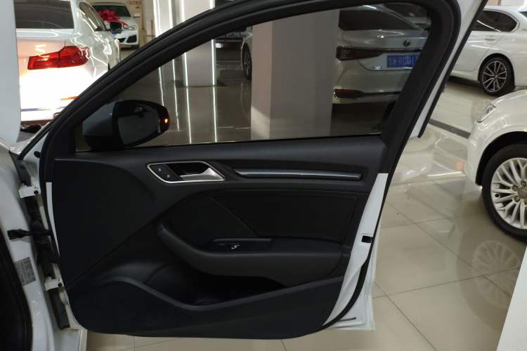 Used Audi A3 2019 Limousine 35 TFSI Fashion Edition China VI Emission Standard