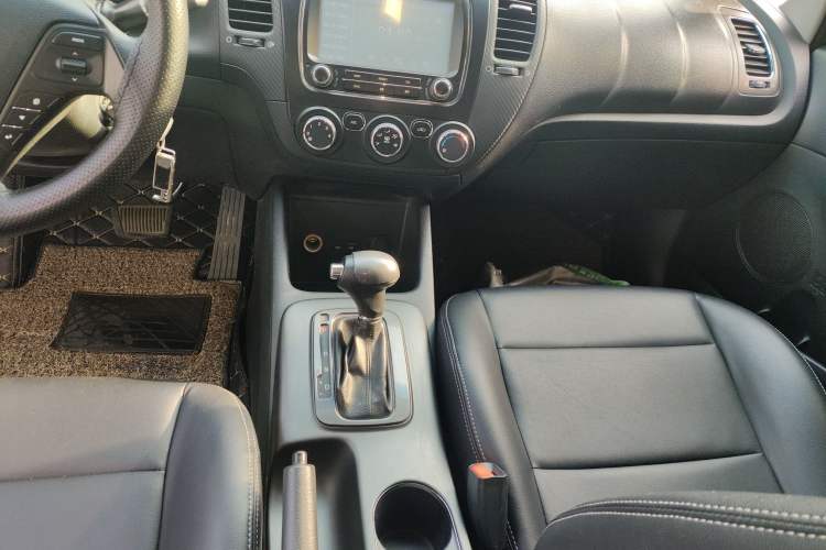 Used Kia K3 2015 1.6L Automatic GL