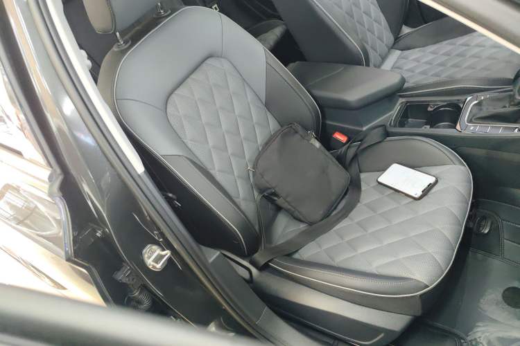 Used Volkswagen Sagitar 2025 Revised Version 2 300TSI DSG Excellence Edition
