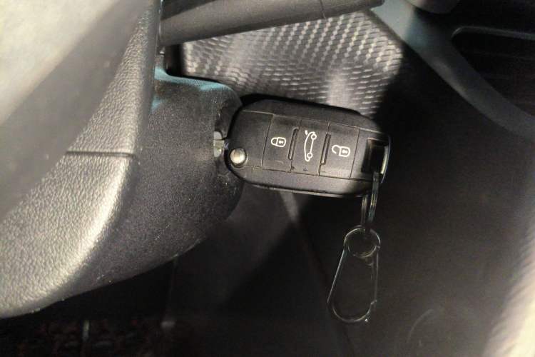 Used Peugeot 2008 2018 1.6L Automatic Trend Edition
