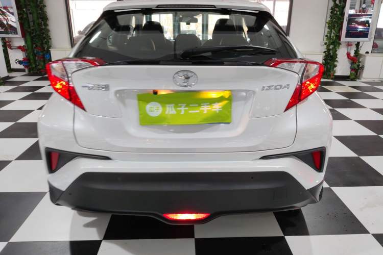 Used Toyota IZOA 2023 2.0L Yixing Version
