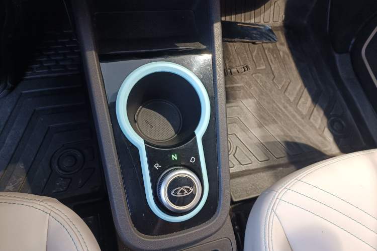 Used Chery Little Ant 2021 200 000-Yuan Ant Fan Edition Energized Version Lithium Iron Phosphate 301 km
