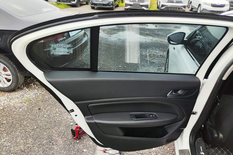 Used Peugeot 408 2015 1.2T Automatic Luxury Edition