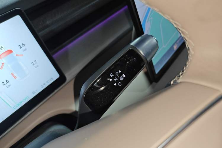 Used XPeng X9 2025 740 Ultra-Long Range Max
