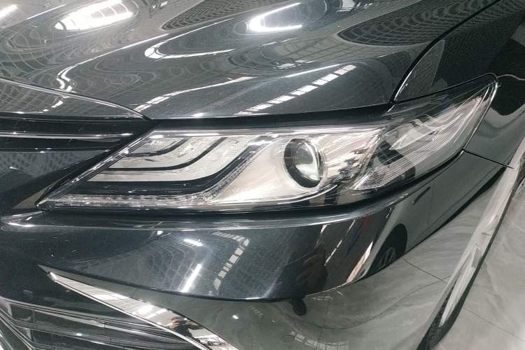 Used Toyota Camry 2023 2.0G Luxury Edition
