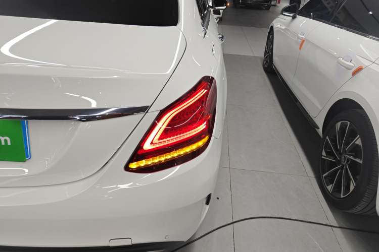 Used Mercedes-Benz C-Class 2020 Restyled C 200 L Fashion Edition Sport Version
