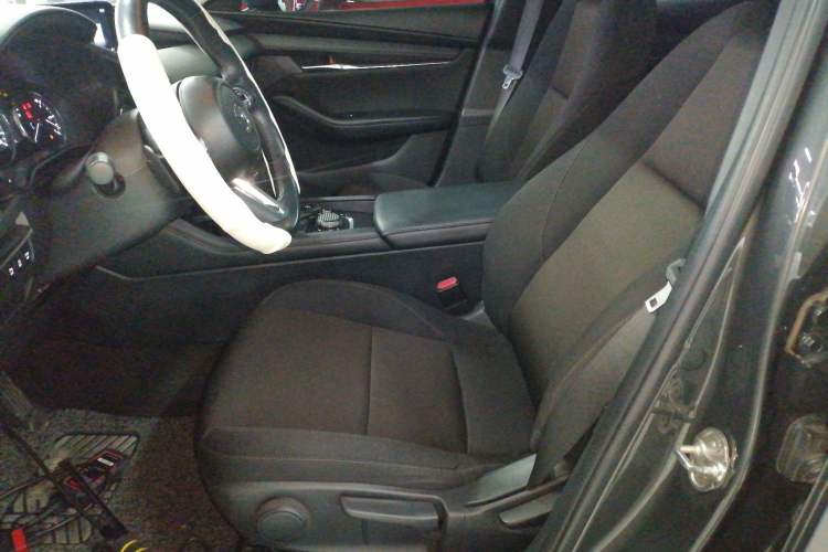 Used Mazda Mazda 3 Axela 2021 2.0L Automatic ZhiXuan Edition
