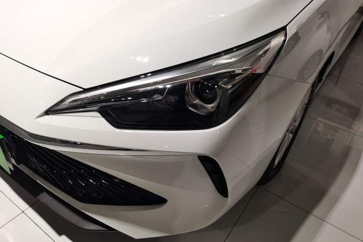 Used Roewe i5 2023 1.5L CVT Luxury Edition
