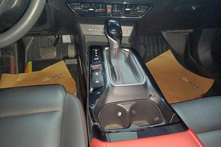 Used MG 5 2021 Revised Version 180 DVVT CVT Youth Luxury Edition
