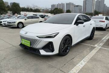 Used Changan UNI-V 2023 1.5T Prestige Model