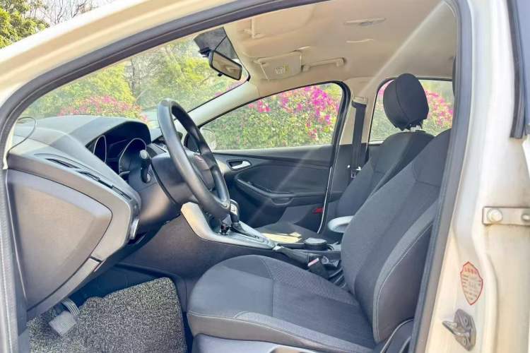 Used Ford Focus 2015 Hatchback 1.6L Automatic Comfort Model