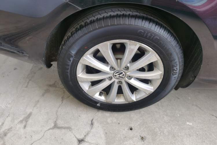 Used Volkswagen Magotan 2013 1.8TSI Premier Model
