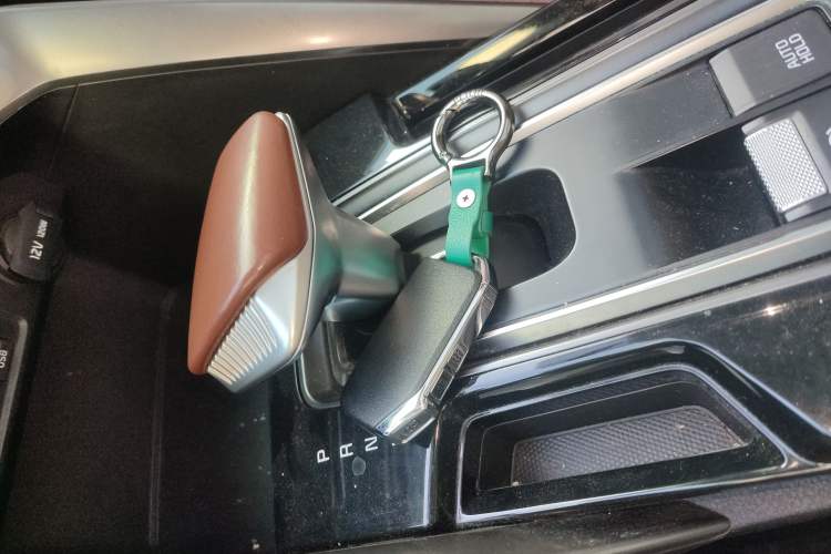 Used Kia Sportage R 2021 Ace 2.0L Splendid Edition
