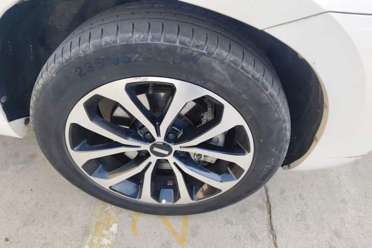 Used Wey VV7 2017 2.0T Ultra-Luxury Version
