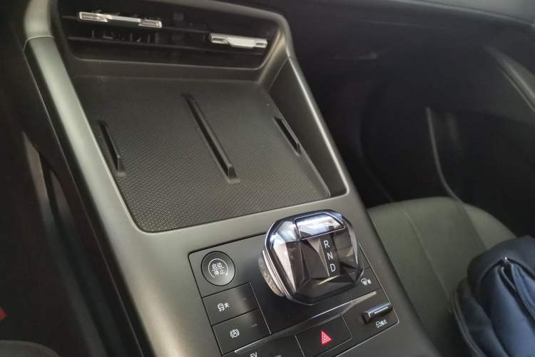 Used BYD Qin PLUS 2025 DM-i Smart Drive 55KM Leading Model
