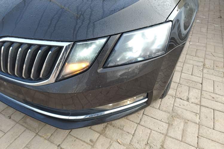 Used Skoda Octavia 2018 TSI230 DSG Luxury Edition
