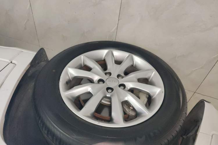 Used  Cherokee 2017 2.4L Professional Edition
