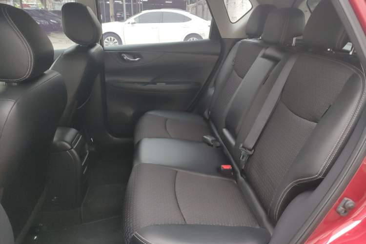 Used Nissan Tiida 2019 1.6L CVT Smart Drive Version China VI Standard