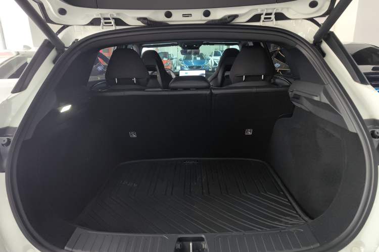 Used Lynk & Co 06 2025 Renew 1.5T Halo