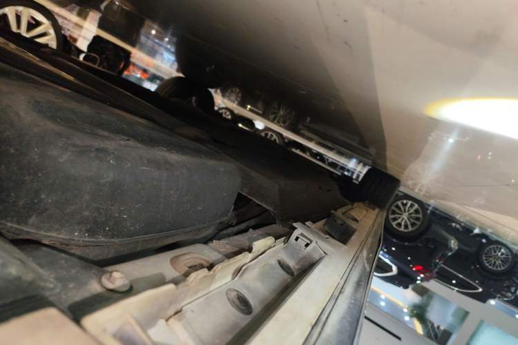 Used Toyota Granvia 2023 2.5L Hybrid Flagship VIP Edition