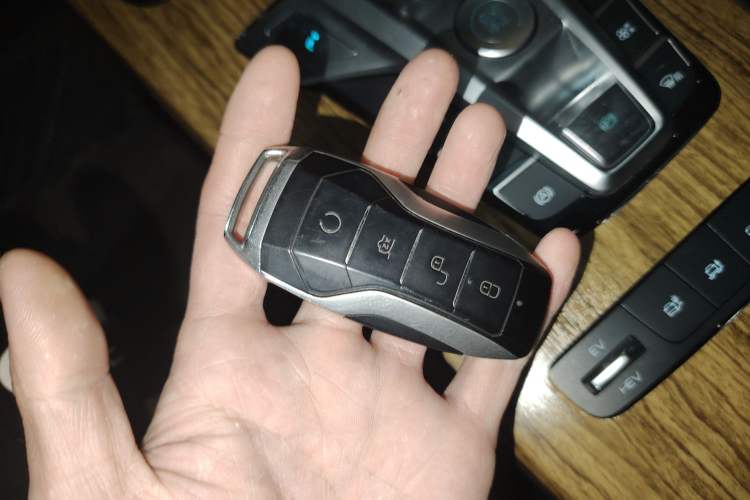 Used BYD Song Pro New Energy 2019 DM 1.5T Four-Wheel Drive Performance Edition Deluxe Model
