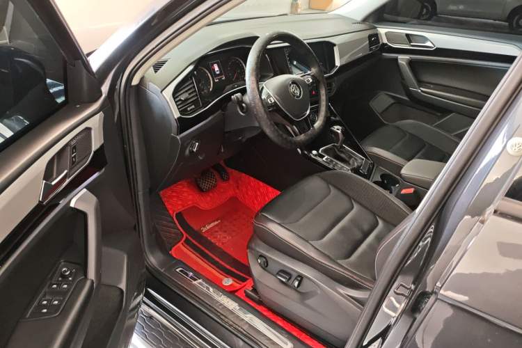 Used Volkswagen Tayron 2019 330TSI Two-Wheel Drive Luxury Model China VI Standard
