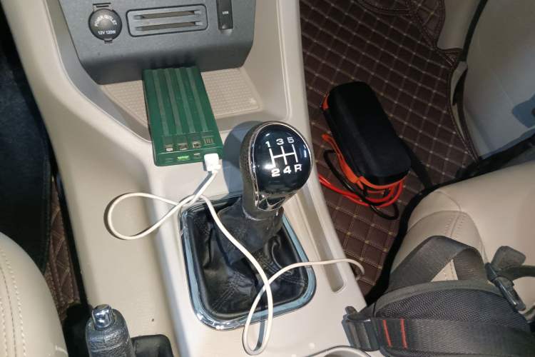 Used FORTHING Lingzhi 2020 M5L 1.6L Luxury 7-Seater
