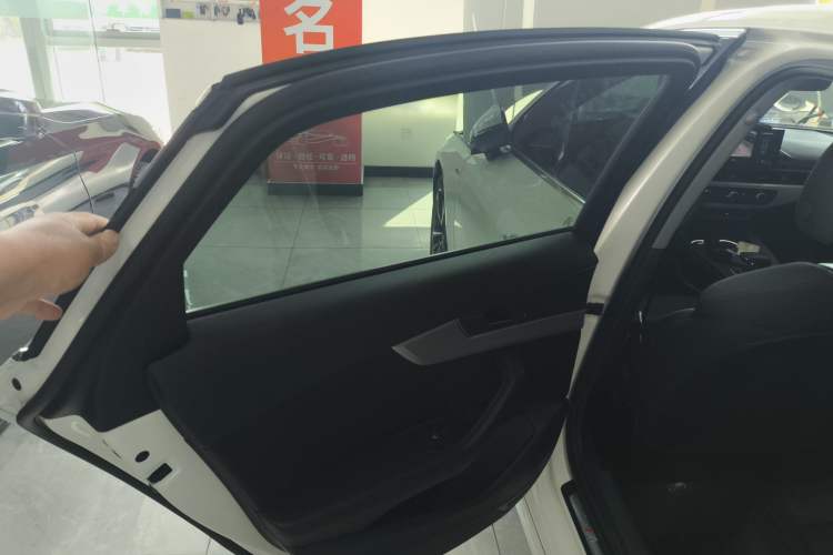 Used Audi A4L 2020 40 TFSI Fashion Dynamic Model
