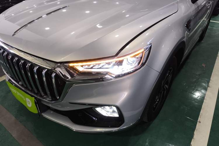 Used Hongqi HS5 2022 Revised Version 2.0T Smart Connect Flagship Edition
