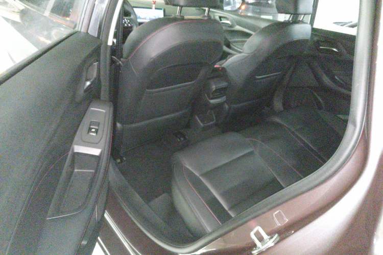 Used MG 5 2023 180 DVVT CVT Fashion Edition
