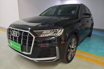 Used Audi Q7 2021 55 TFSI quattro S line Sport model