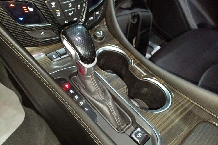 Used Buick Envision 2019 20T Two-Wheel Drive Elite Version China V Standard
