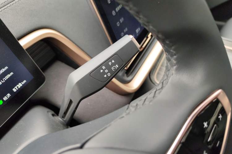 Used  eπ008 2024 210Max Range-Extended Version 6 Seats