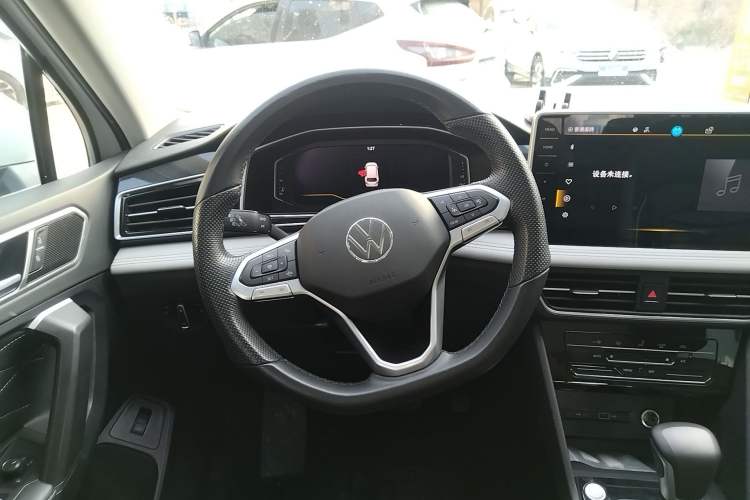 Used Volkswagen Tiguan L 2024 300TSI Automatic Two-Wheel Drive Smart Edition
