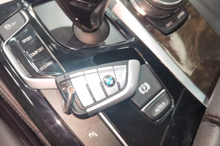 Used BMW 5 Series 2018 525Li M Sport Package
