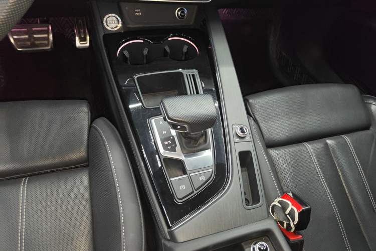 Used Audi A4L 2024 40 TFSI Luxury Dynamic Edition