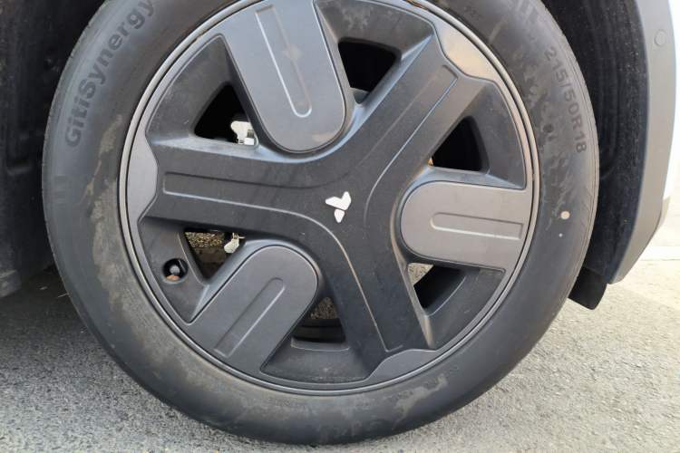 Used  firefly 2025 Illuminated Edition