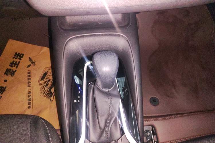 Used Toyota Corolla 2023 1.8L Smart Electric Hybrid Dual-Motor Elite Edition
