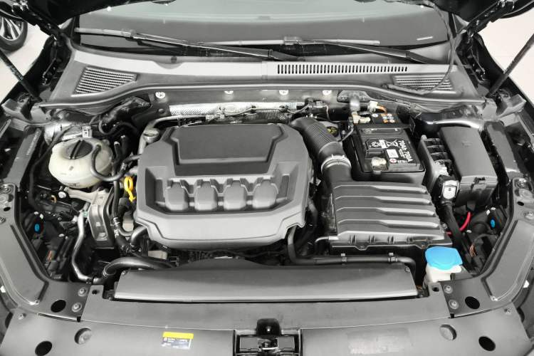 Used Volkswagen Passat 2024 380TSI Dragon Glory Edition
