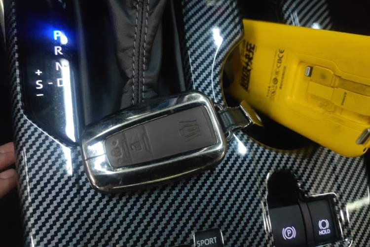 Used Toyota Crown Kluger 2023 2.5L HEV Four-Wheel Drive Luxury Edition
