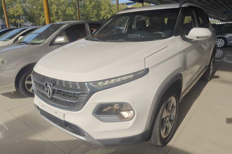 Used Baojun 510 2017 1.5L Automatic Fashion Model