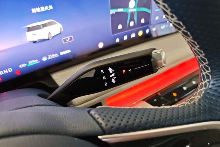 Used Buick GL8 New Energy 2024 Lu Zun Luxury Edition 7-Seater
