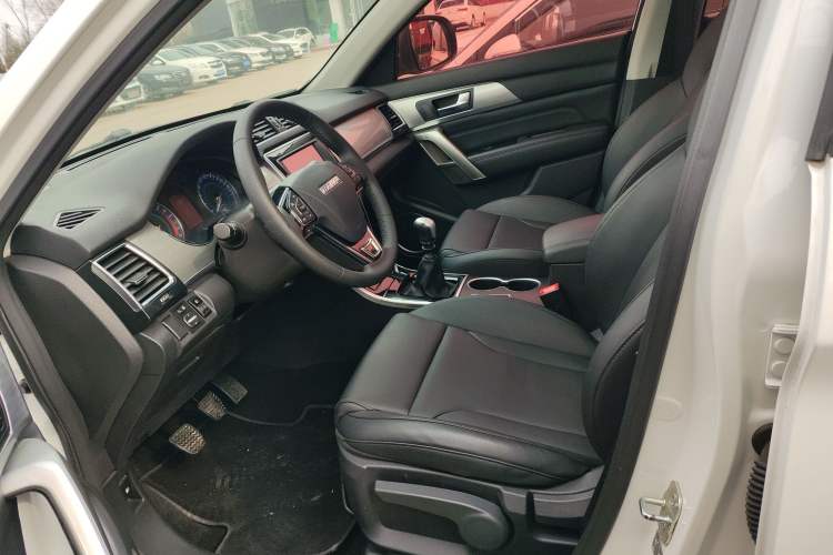 Used Haval H2 2017 Red-Label 1.5T Manual Two-Wheel Drive Comfort Model
