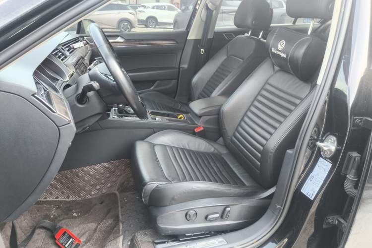 Used Volkswagen Magotan 2019 330TSI DSG Luxury Version China VI Standard