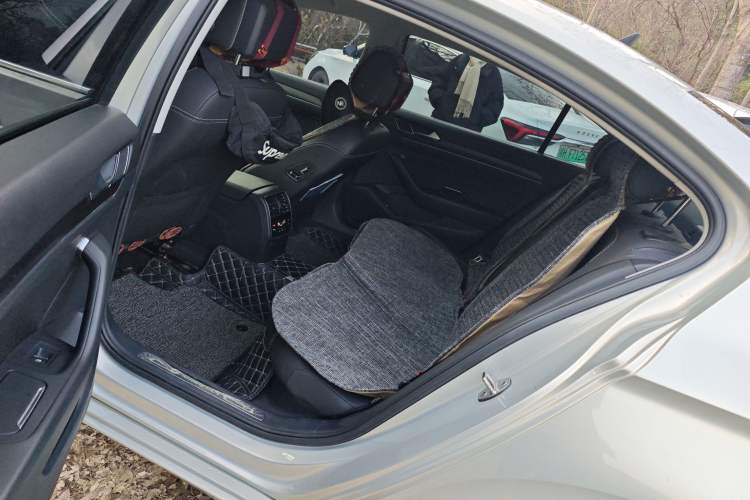 Used Volkswagen Magotan 2020 330TSI DSG Luxury Edition
