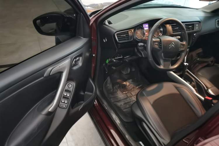 Used Citroen C3-XR 2015 1.6L Automatic Pioneer Model
